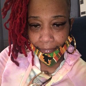 Meet your Posher, Selena